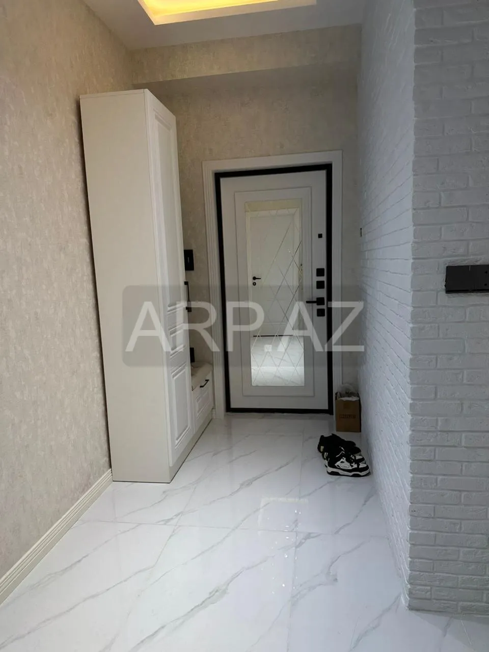 / İcarəyə verilir 2 otaqlı köhnə tikili 68 m², Nərimanov r.