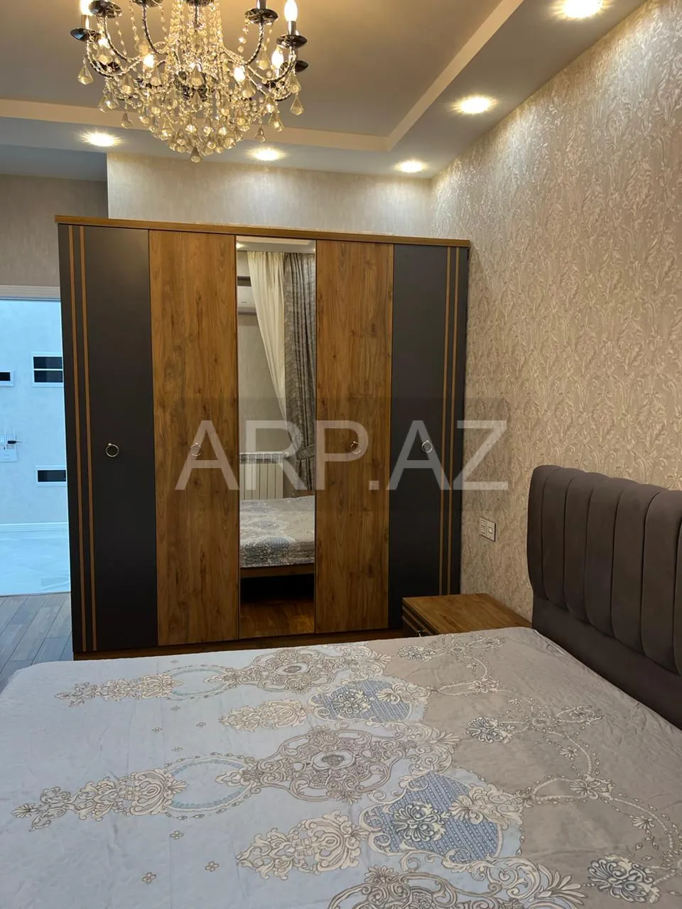 / İcarəyə verilir 2 otaqlı yeni tikili 66 m², 8 Noyabr m.