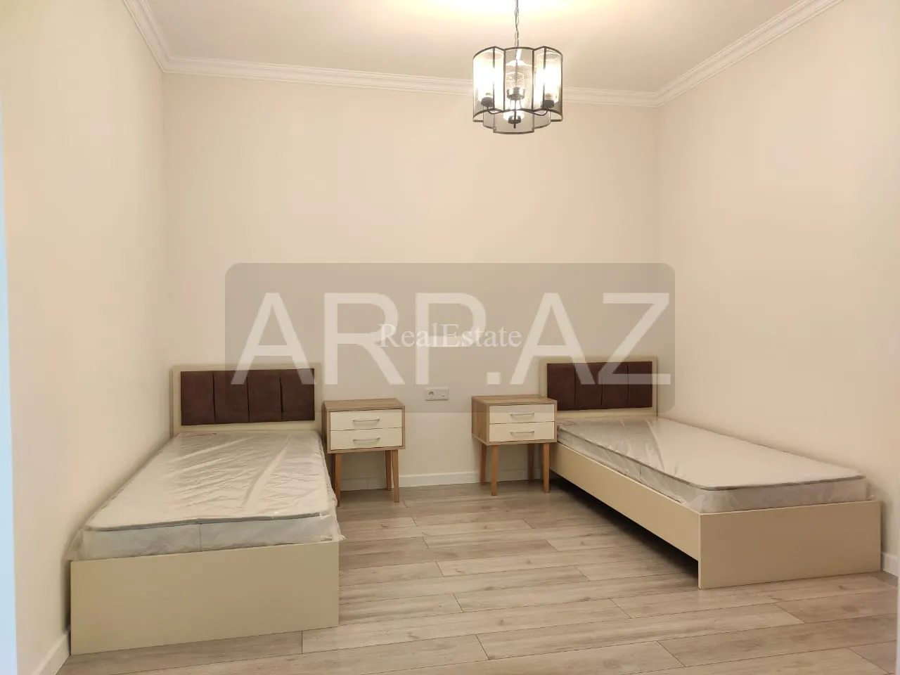 İcarəyə verilir 3 otaqlı yeni tikili 95 m², 8 Noyabr m.