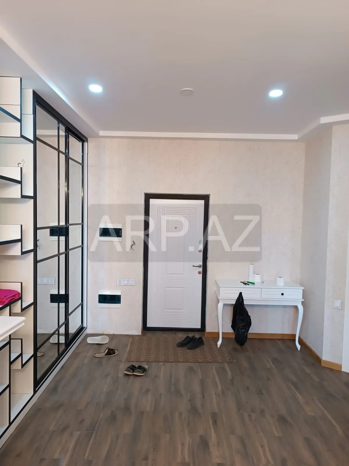 / İcarəyə verilir 2 otaqlı yeni tikili 62 m²