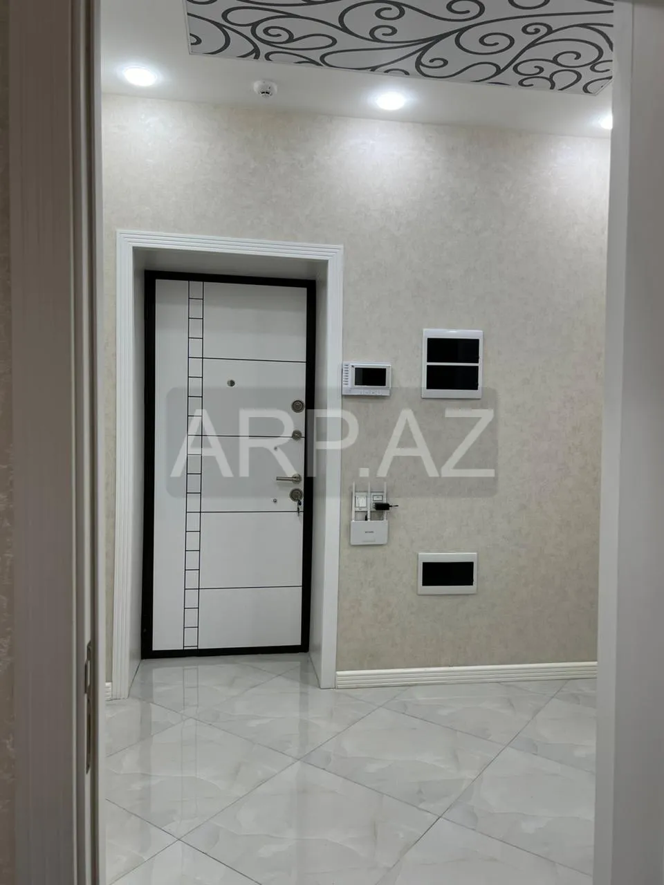 / İcarəyə verilir 2 otaqlı yeni tikili 66 m², 8 Noyabr m.