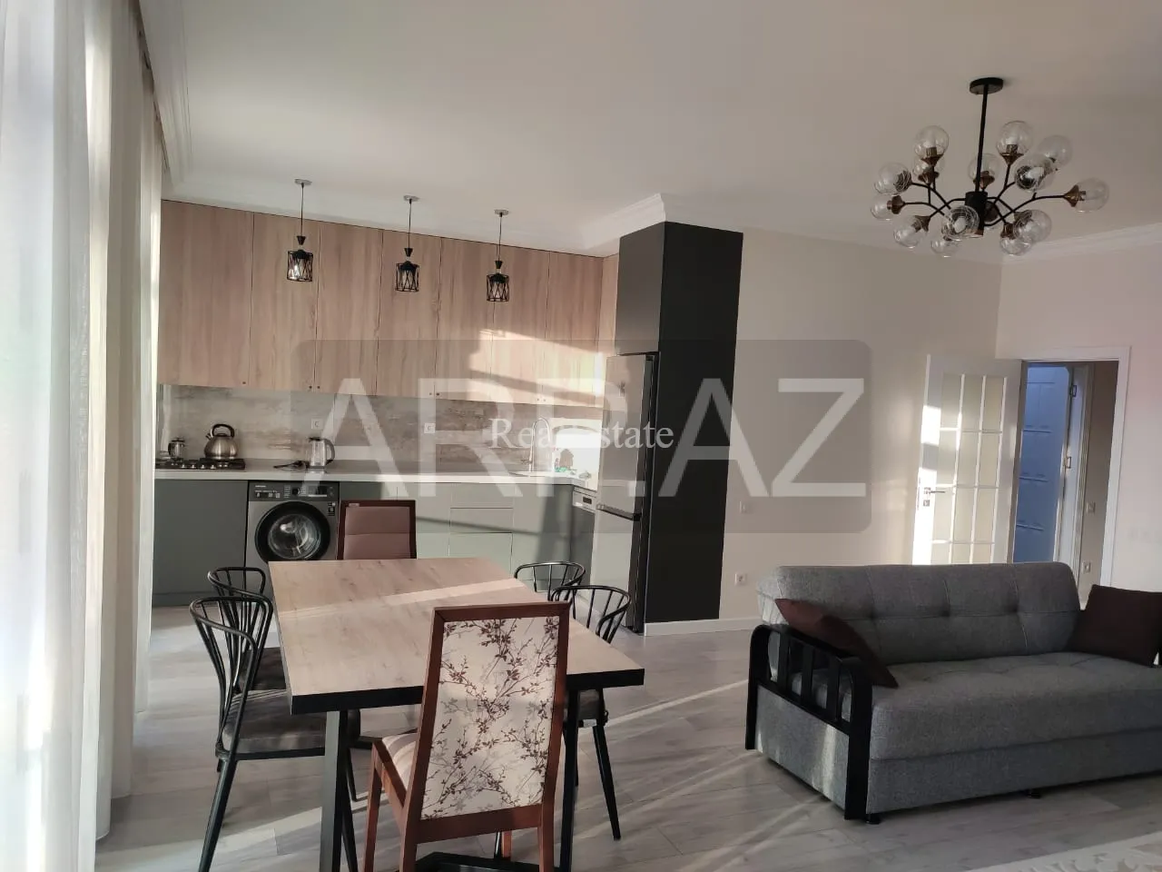 İcarəyə verilir 3 otaqlı yeni tikili 95 m², 8 Noyabr m.